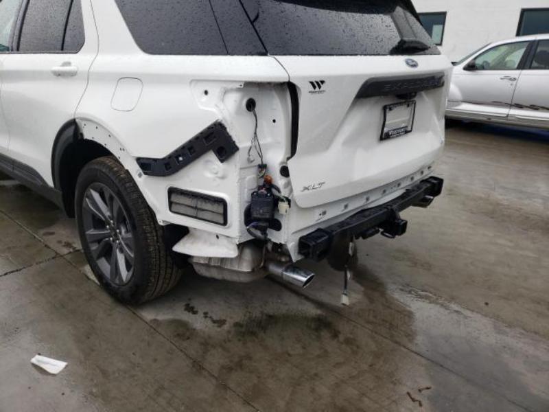 FORD EXPLORER XLT 2021
