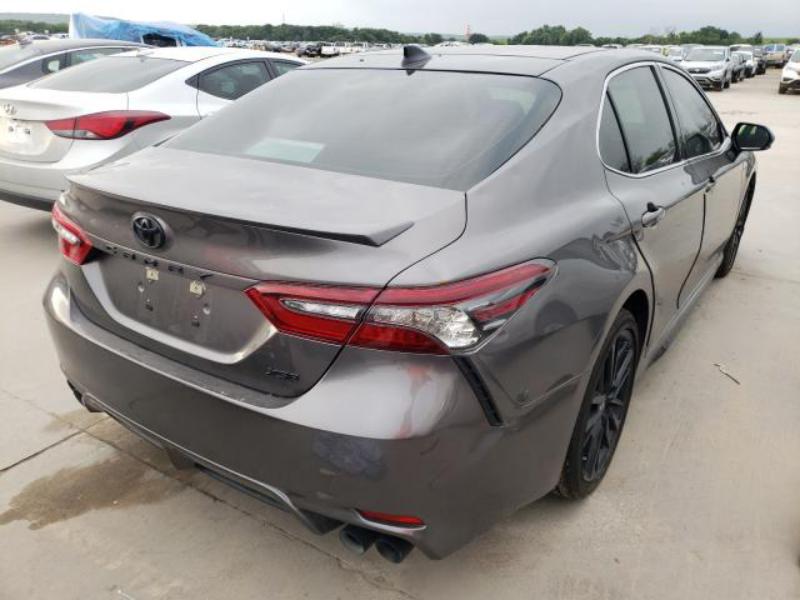 TOYOTA CAMRY XSE 2021