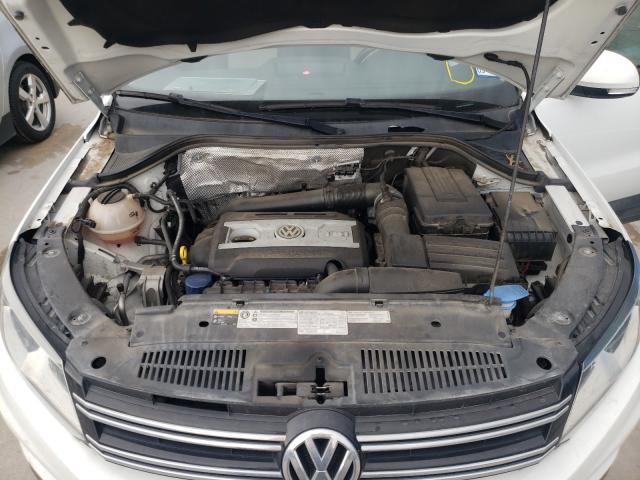 VOLKSWAGEN TIGUAN S 2016