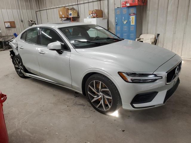 VOLVO S60 T6 MOMENTUM 2020