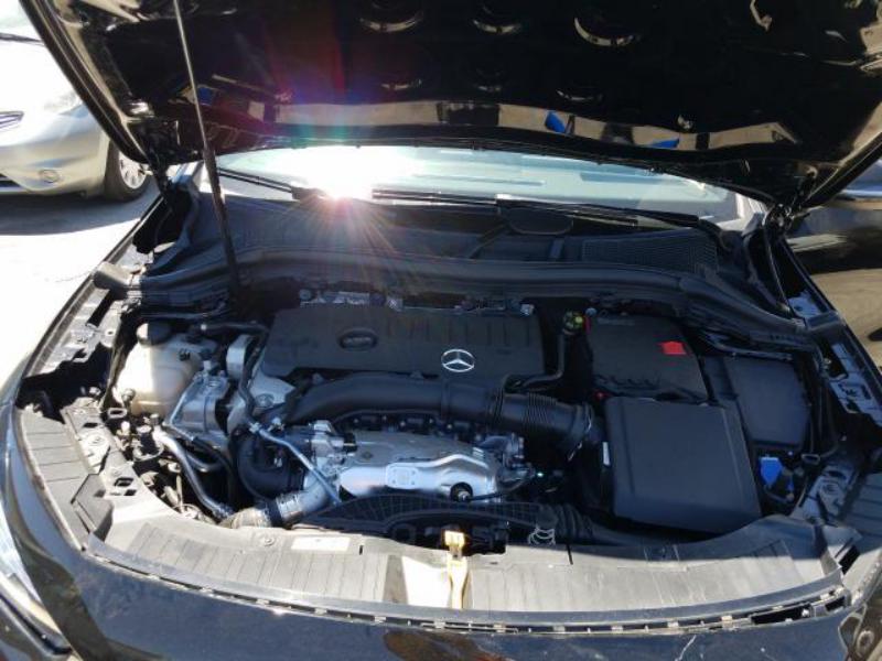 MERCEDES-BENZ GLA 250 4MATIC 2021