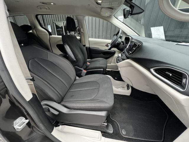 CHRYSLER PACIFICA TOURING 2019