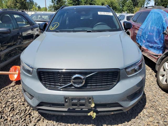 VOLVO XC40 T5 R-DESIGN 2021