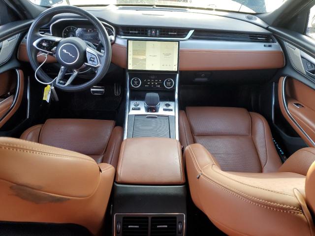 JAGUAR XF R-DYNAMIC SE 2022