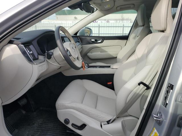 VOLVO XC60 PLUS 2023