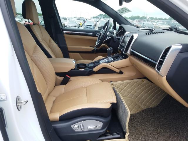 PORSCHE CAYENNE 2016