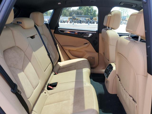 PORSCHE MACAN 2018