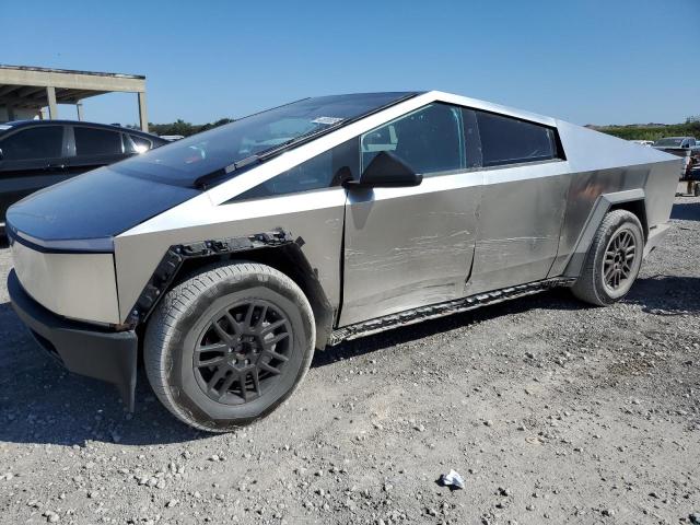 TESLA CYBERTRUCK 2024