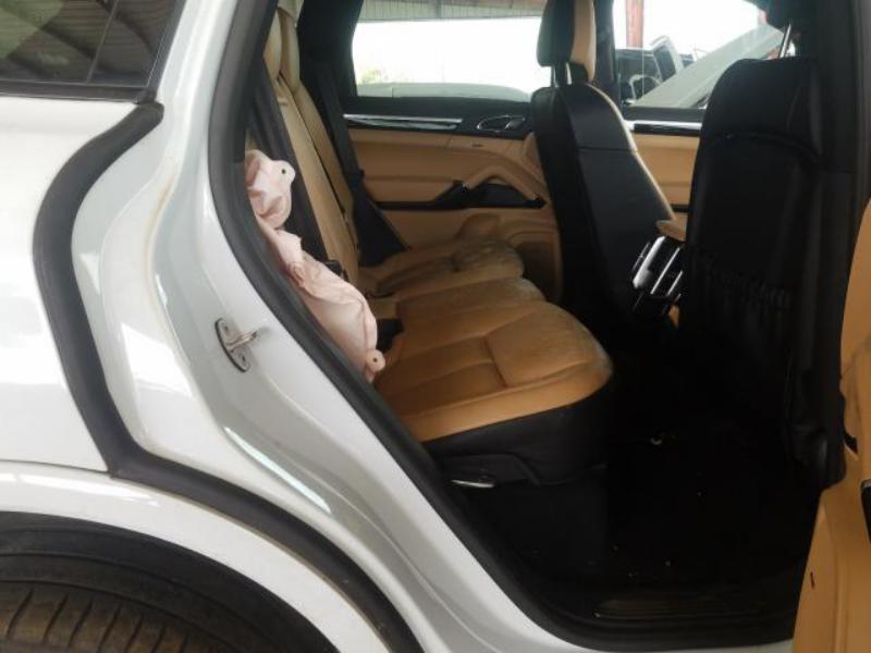 PORSCHE CAYENNE 2018