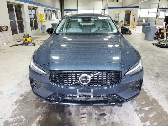 VOLVO S60 PLUS 2024