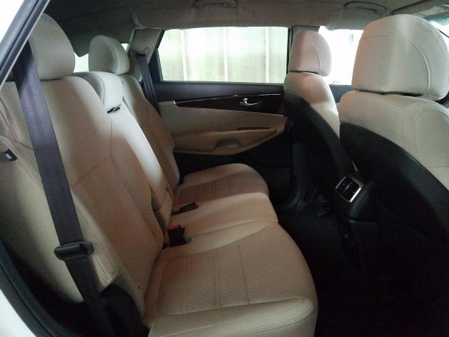 KIA SORENTO LX 2017