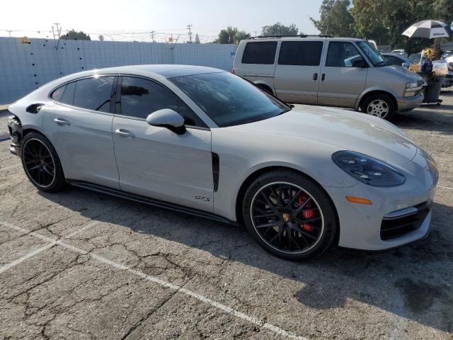 PORSCHE PANAMERA GTS 2020