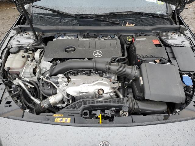 MERCEDES-BENZ A 220 4MATIC 2021