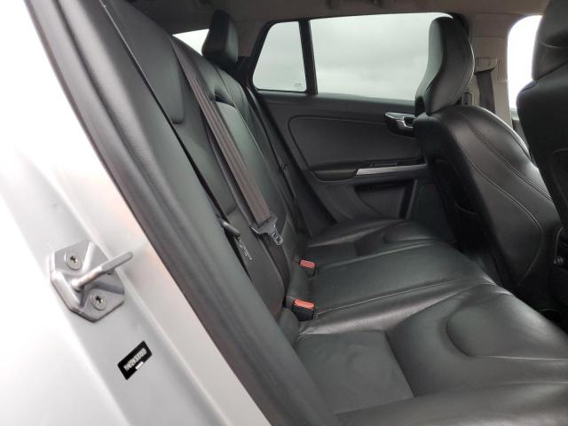 VOLVO V60 CROSS COUNTRY PREMIER 2015