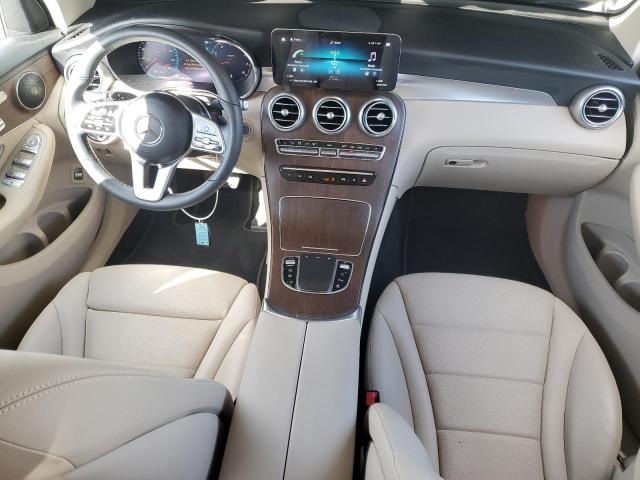 MERCEDES-BENZ GLC 300 2022