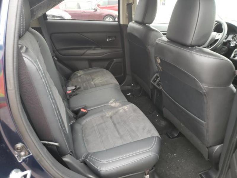 MITSUBISHI OUTLANDER SE 2019