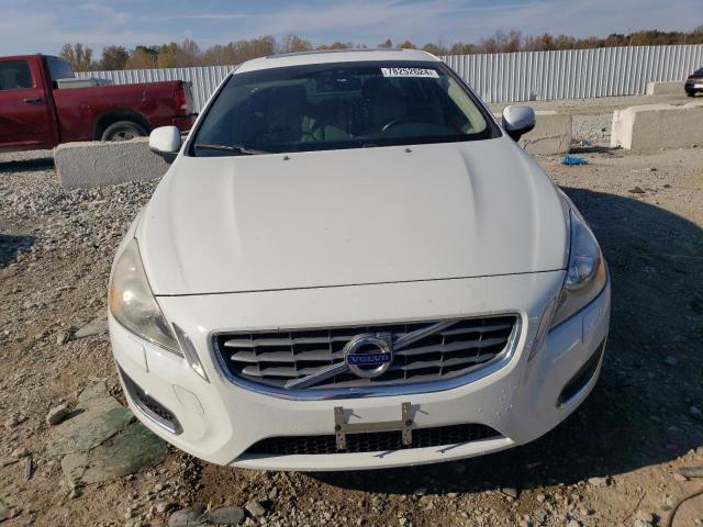 VOLVO S60 T5 2012