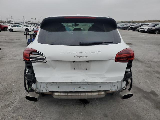 PORSCHE CAYENNE 2018