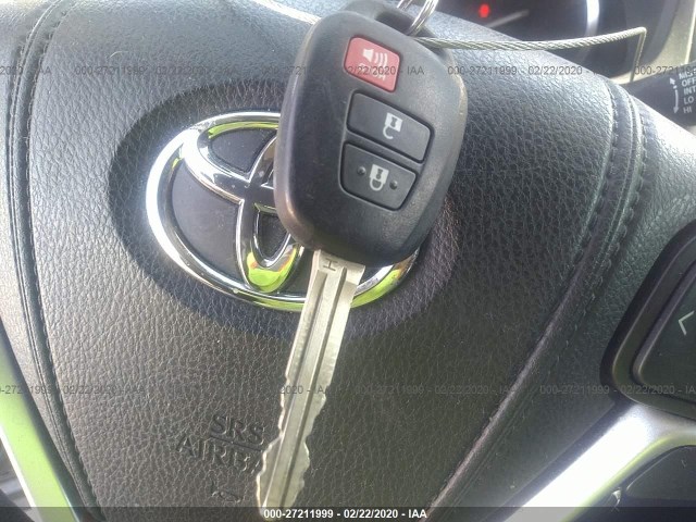 TOYOTA HIGHLANDER LE 2014