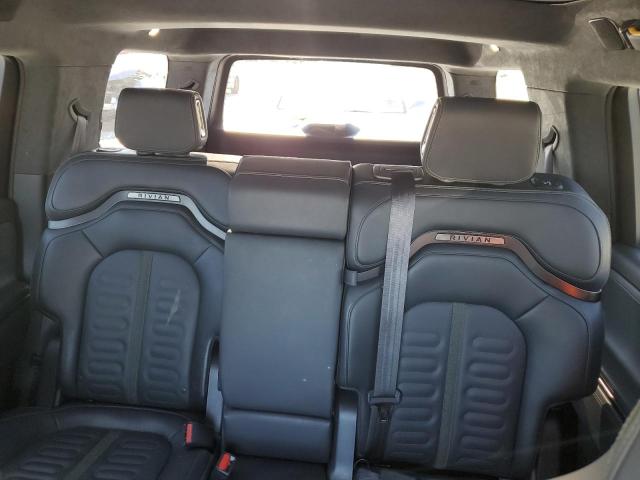 RIVIAN R1S ADVENTURE 2024