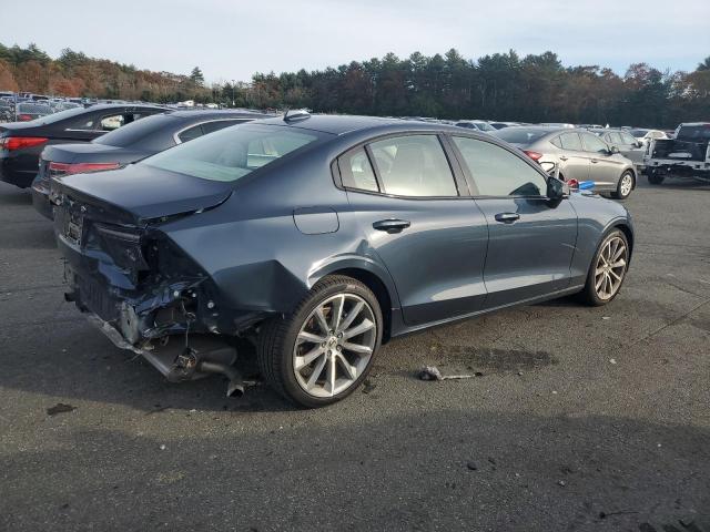VOLVO S60 T5 MOMENTUM 2021