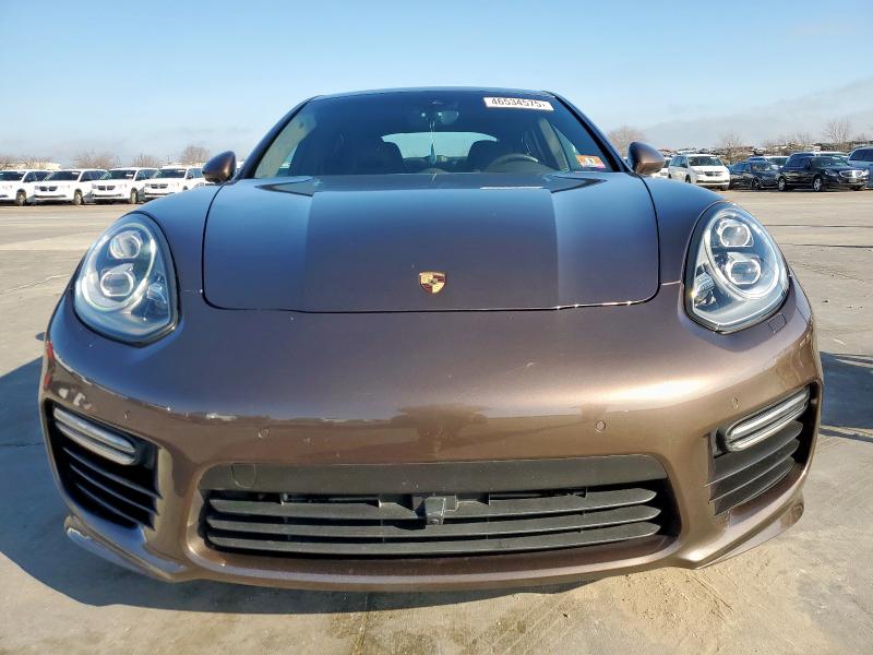 PORSCHE PANAMERA GTS 2016