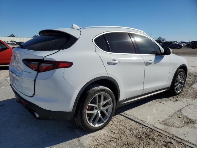 ALFA ROMEO STELVIO 2018