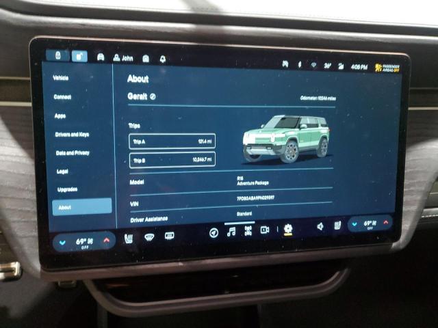 RIVIAN R1S ADVENTURE 2023