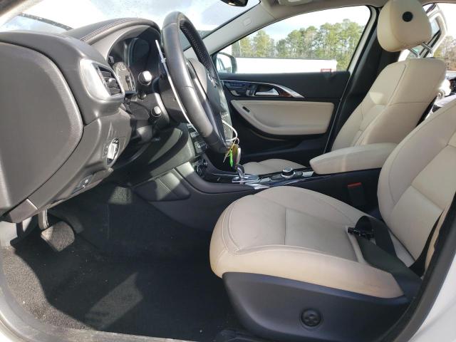 INFINITI QX30 BASE 2017