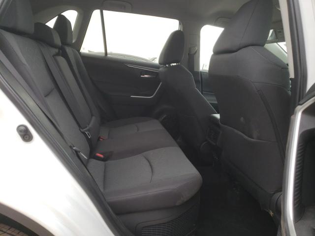 TOYOTA RAV4 XLE 2024
