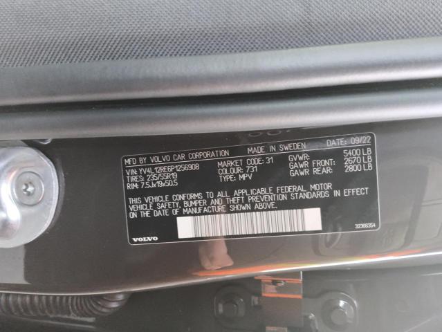 VOLVO XC60 PLUS 2022