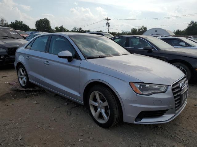 AUDI A3 PREMIUM 2016