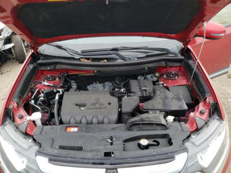 MITSUBISHI OUTLANDER SE 2016