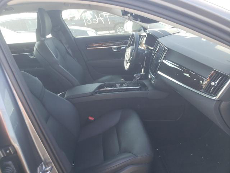 VOLVO S90 T5 MOMENTUM 2018