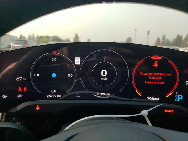 PORSCHE TAYCAN 2021