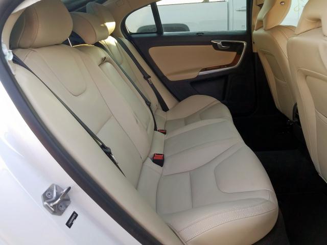 VOLVO S60 PLATINUM 2017