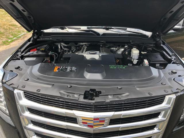 CADILLAC ESCALADE ESV 2018