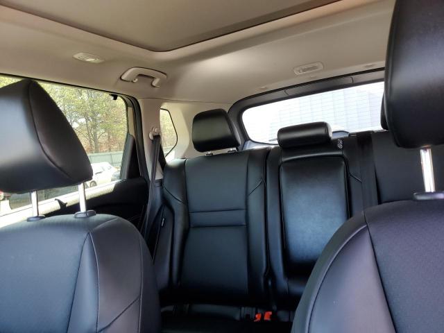 NISSAN ROGUE SV 2024