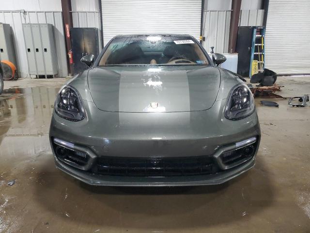 PORSCHE PANAMERA GTS 2023