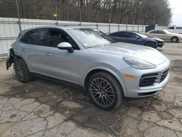 PORSCHE CAYENNE 2020