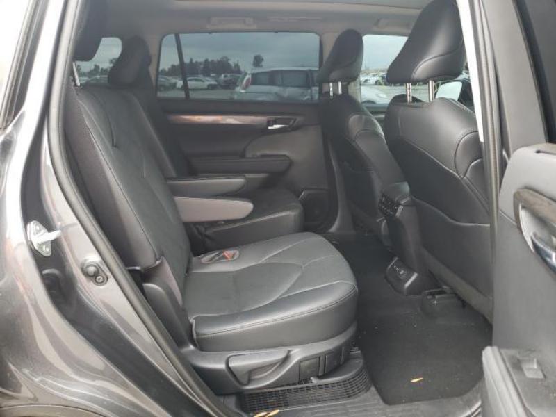 TOYOTA HIGHLANDER HYBRID PLATINUM 2021