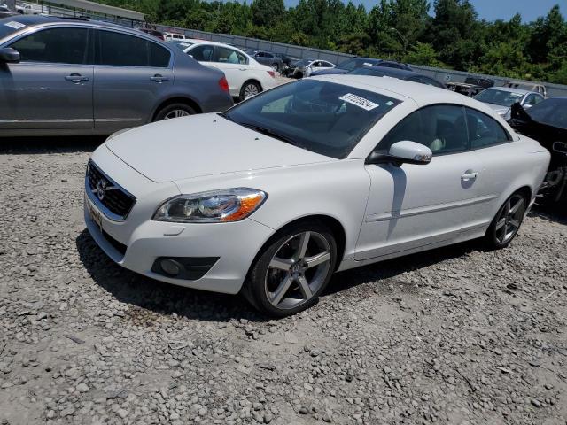 VOLVO C70 T5 2011