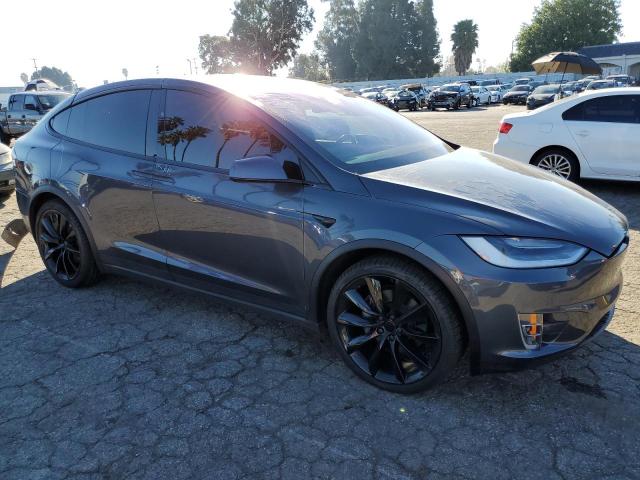 TESLA MODEL X 2021