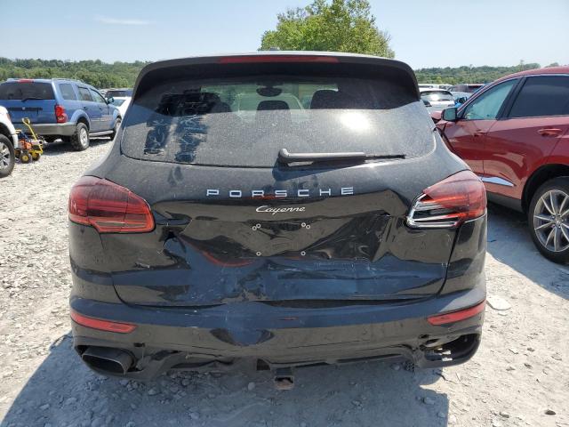 PORSCHE CAYENNE 2018