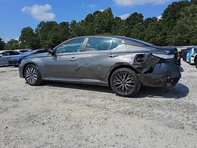 NISSAN ALTIMA SV 2025