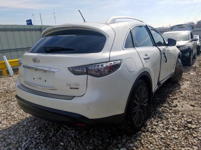 INFINITI QX70 2017
