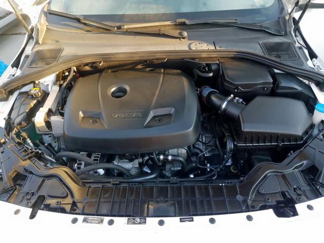 VOLVO S60 PLATINUM 2017