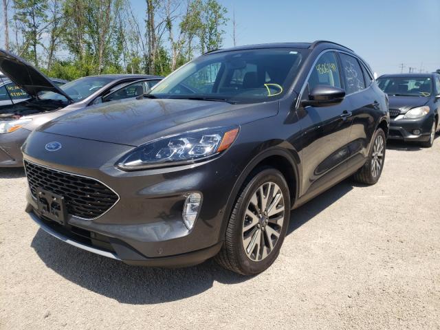 FORD ESCAPE TITANIUM 2020