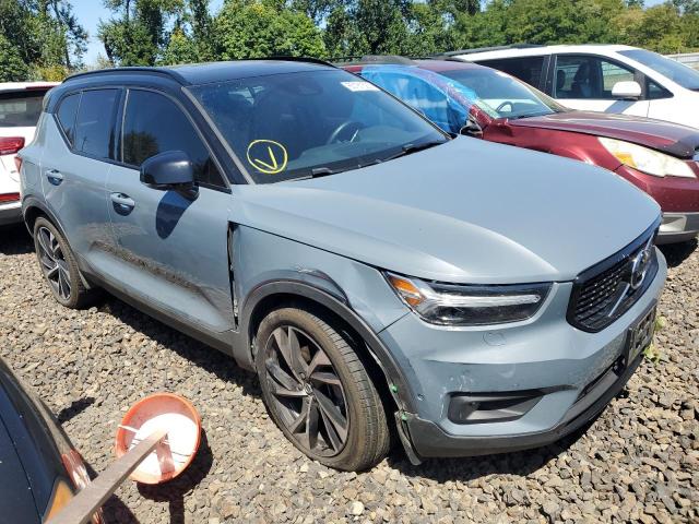 VOLVO XC40 T5 R-DESIGN 2021