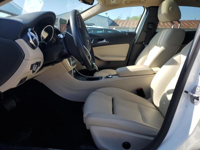 MERCEDES-BENZ GLA 250 2019
